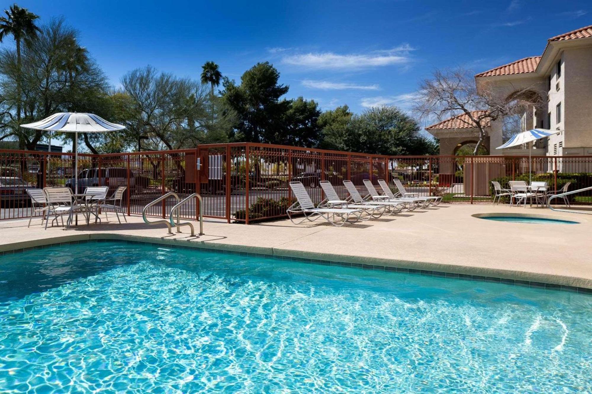 Country Inn & Suites By Radisson, Phoenix Airport, Az Exterior foto